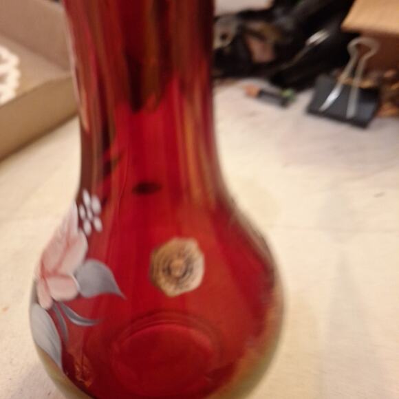 Westmoreland Ruby Glass Hand Painted Rose 6.25" Bud Vase Signed R. Green 1978 - Picture 2 of 6